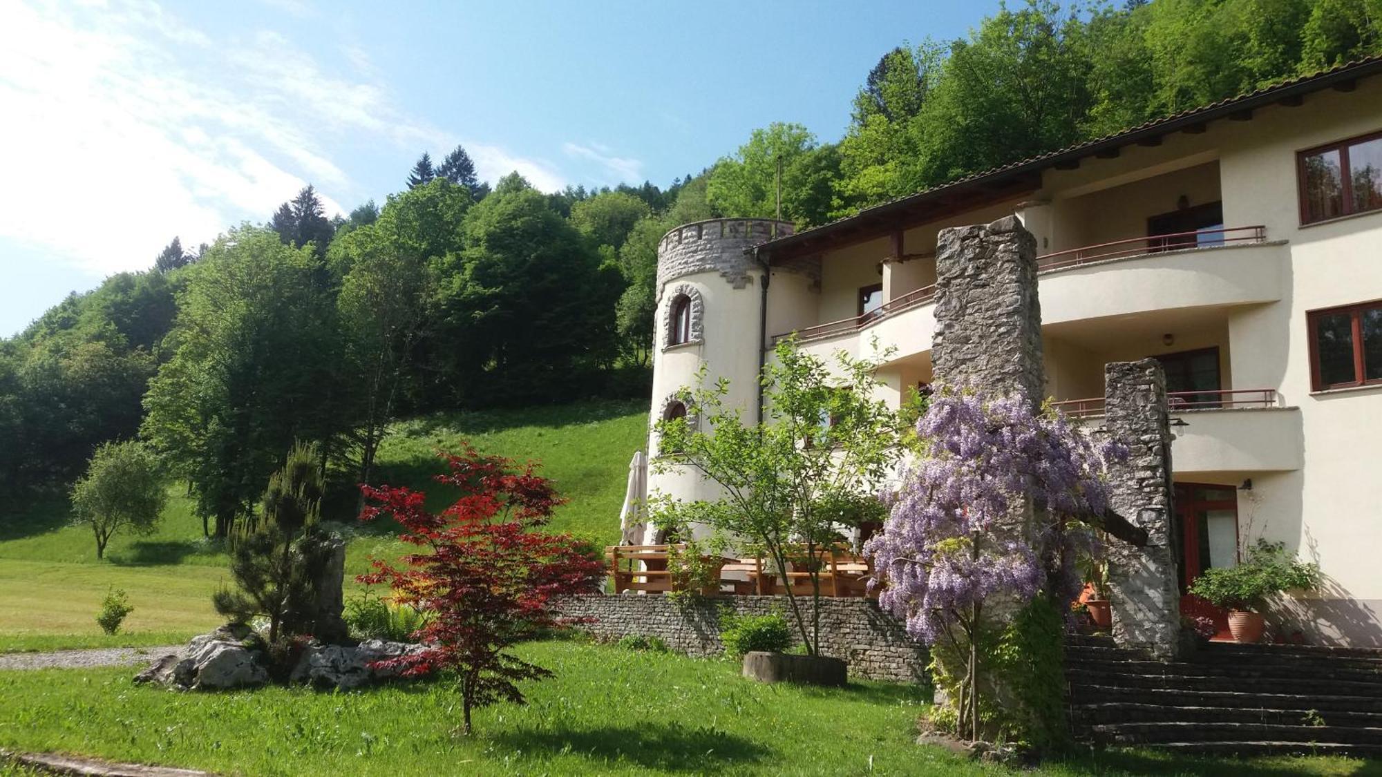 Country House Hotel Zlata Ribica Most na Soči Exteriér fotografie